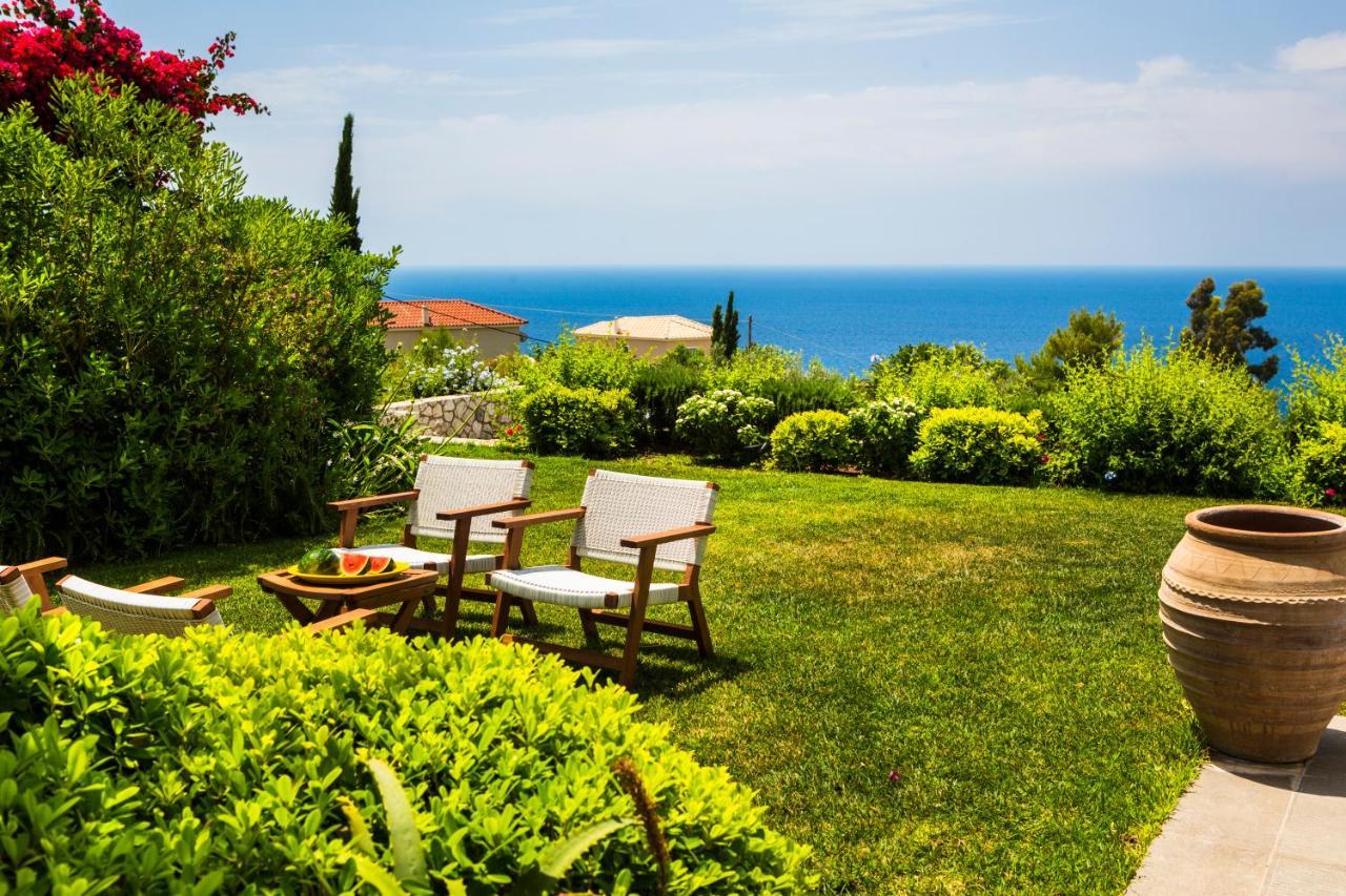 Villa Le Rondini Esparta Exterior foto